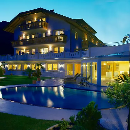 Adults Only Hotel Grafenstein Hotel 4*